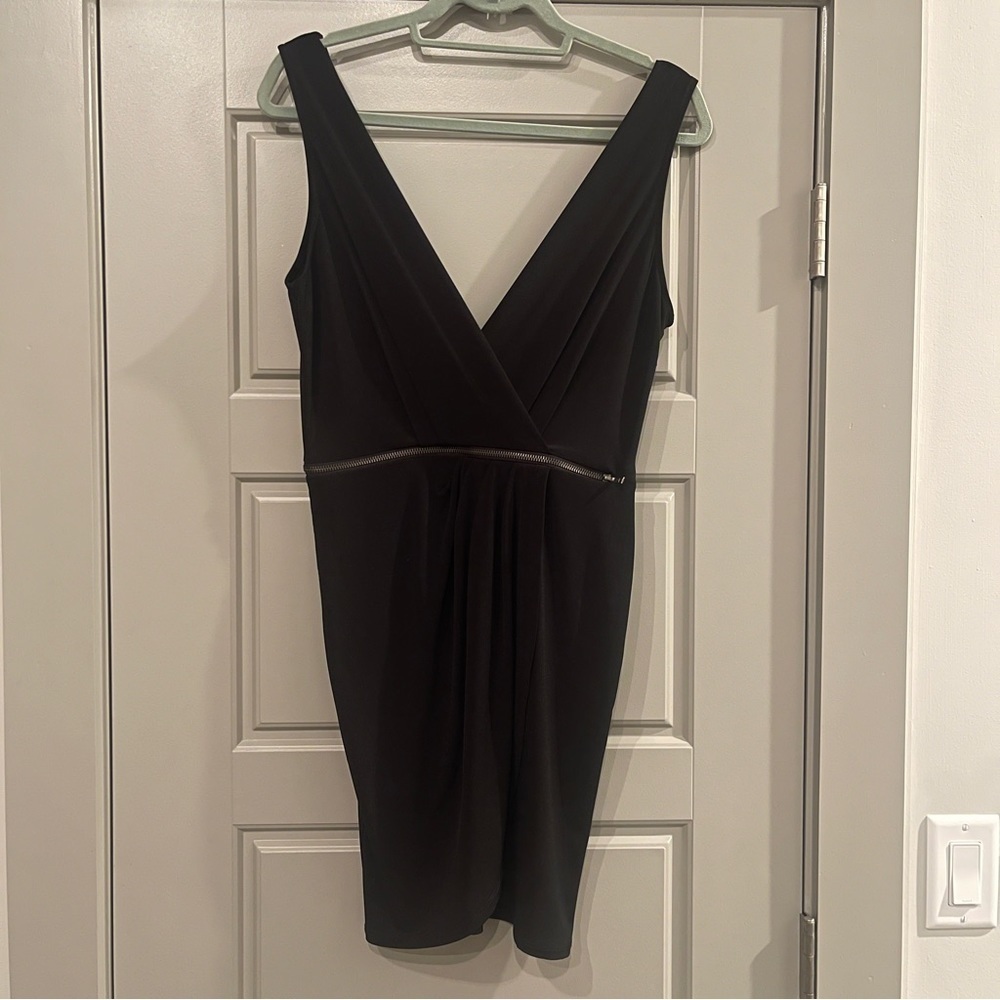 BCBGeneration | Black sleeveless dress
